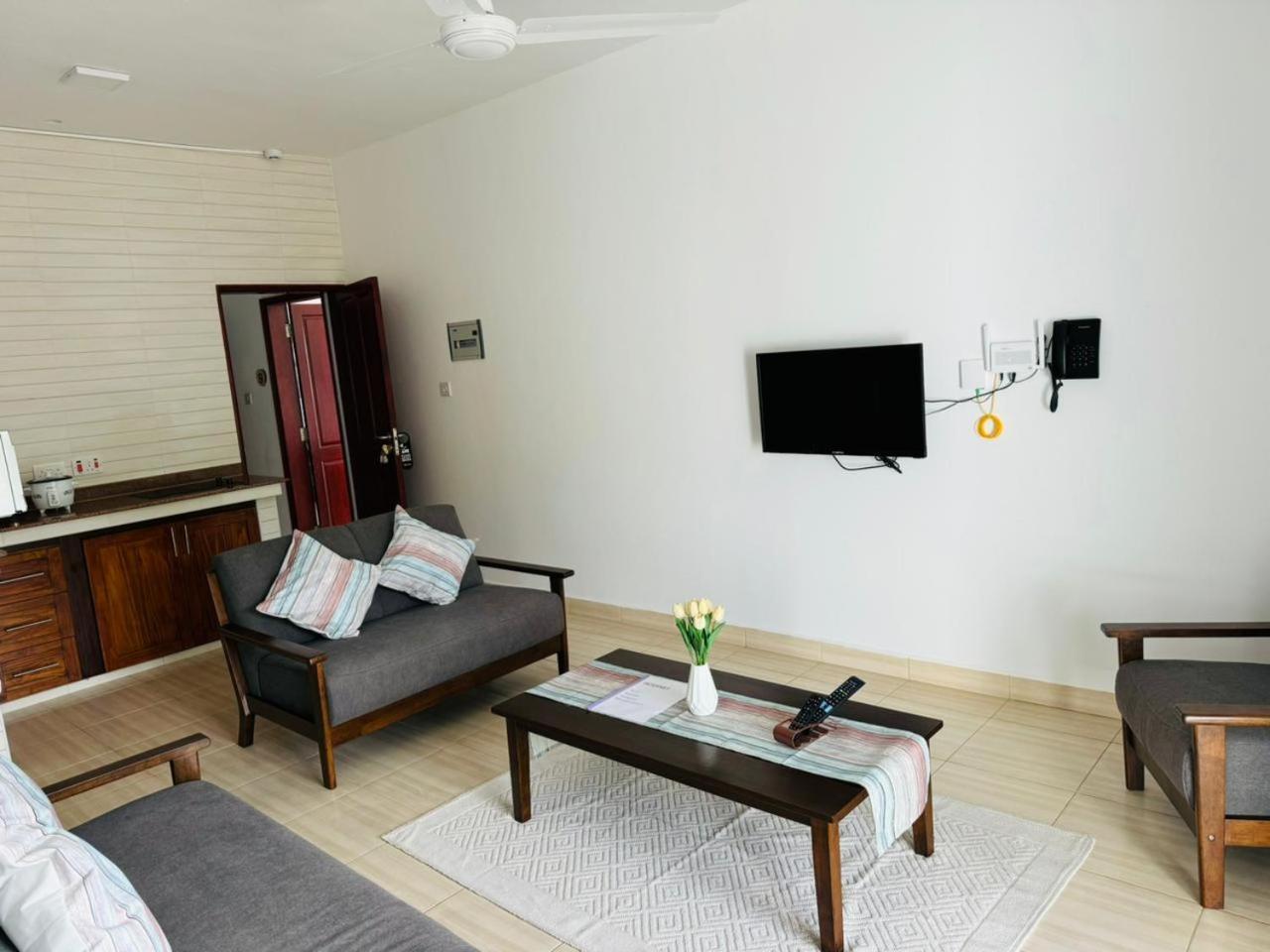 Bijoutier Apartments Гранд Анс Екстериор снимка
