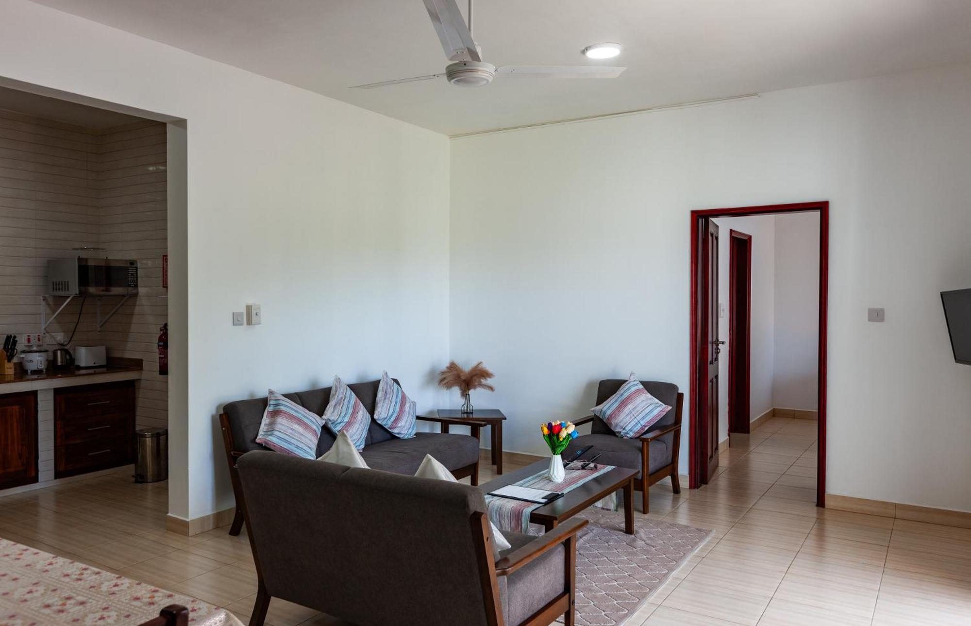 Bijoutier Apartments Гранд Анс Екстериор снимка